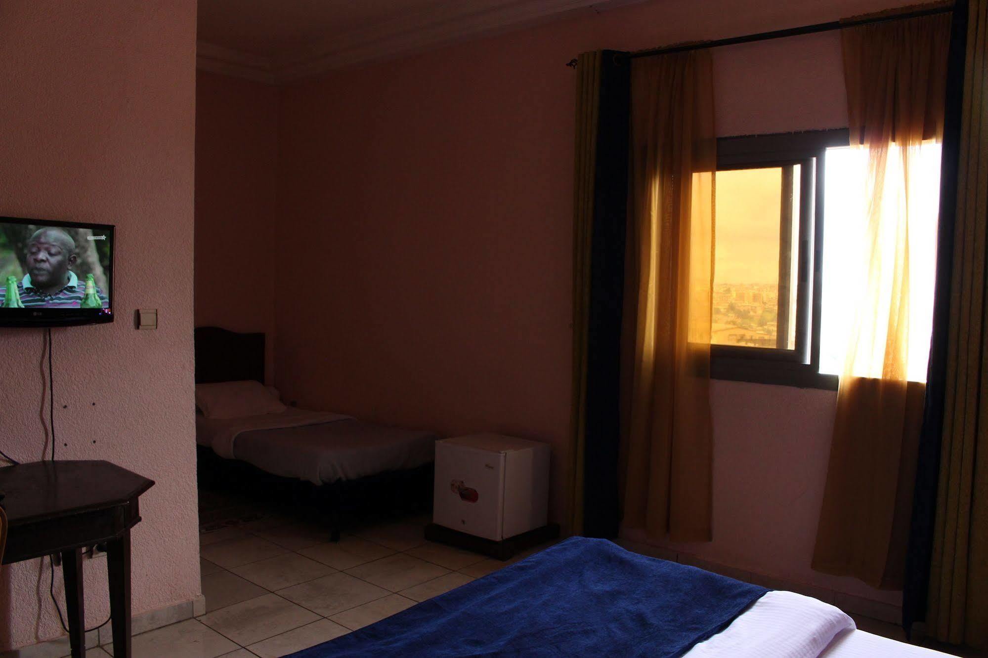 Prestige Hotel Yaoundé Kültér fotó
